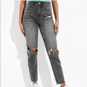 AEO Distressed Acid Wash Mom Jeans Sz 12
